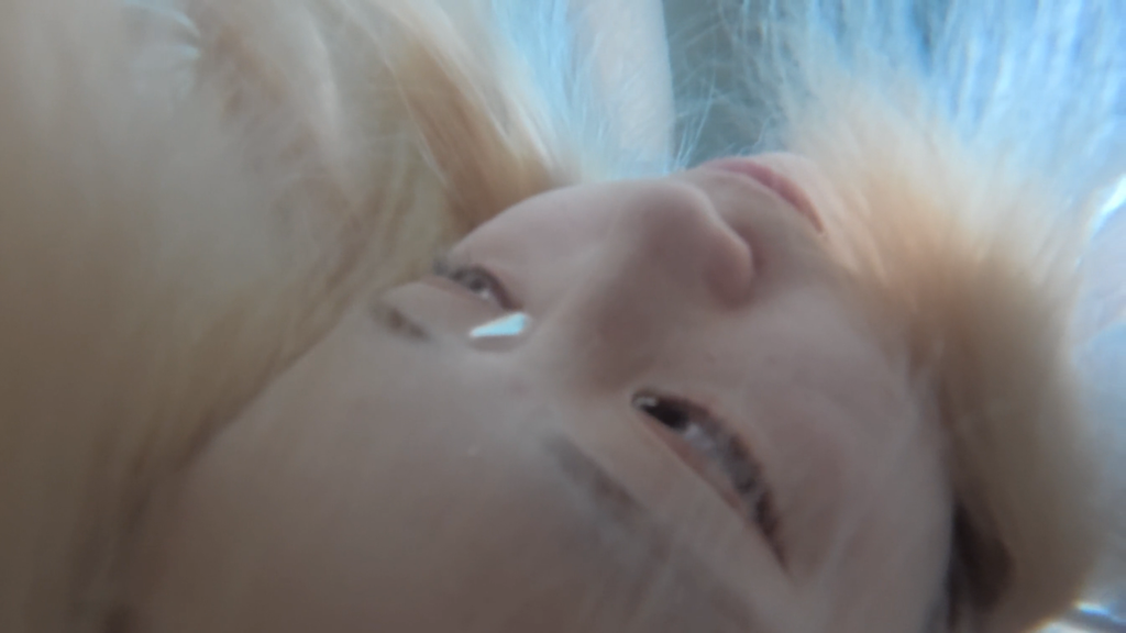 水中少女